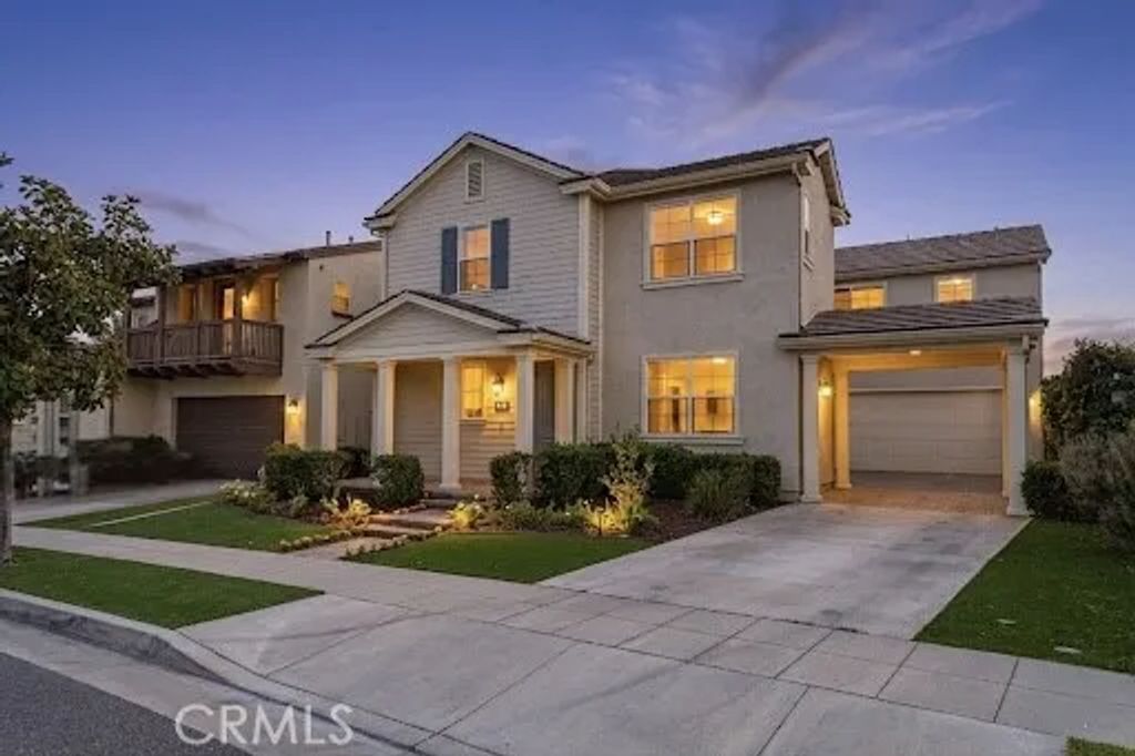 636 Boxwood Ln, Azusa, CA 91702