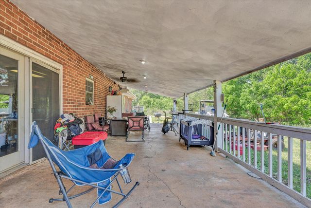 1441 Dickerson RD, Goodview, VA 24095