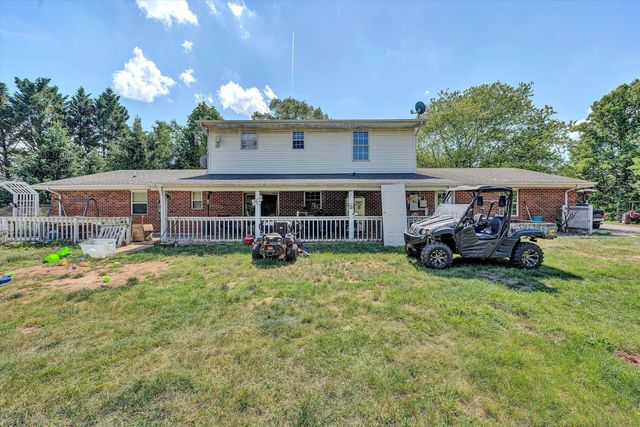 1441 Dickerson RD, Goodview, VA 24095