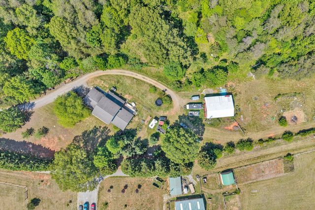1441 Dickerson RD, Goodview, VA 24095