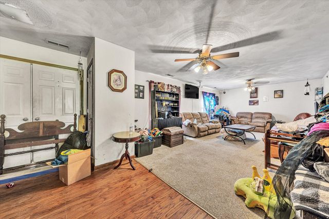 1441 Dickerson RD, Goodview, VA 24095