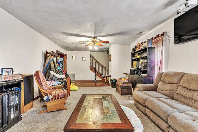 1441 Dickerson RD, Goodview, VA 24095