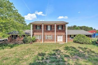 1441 Dickerson RD, Goodview, VA 24095