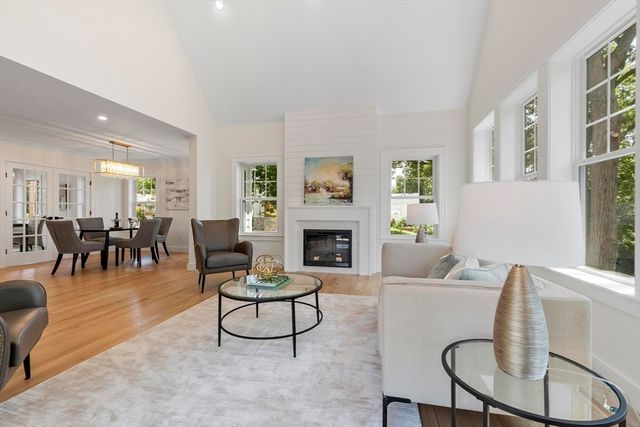 196 Doty St, Waltham, MA 02452