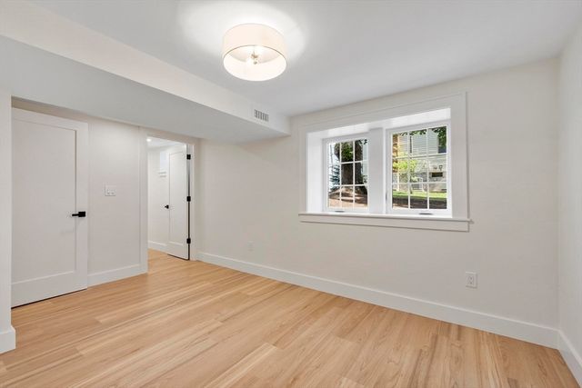 196 Doty St, Waltham, MA 02452