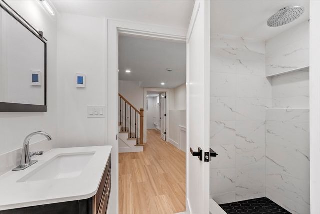 196 Doty St, Waltham, MA 02452
