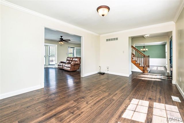 6301 Highland Estates Drive, St Louis, MO 63129