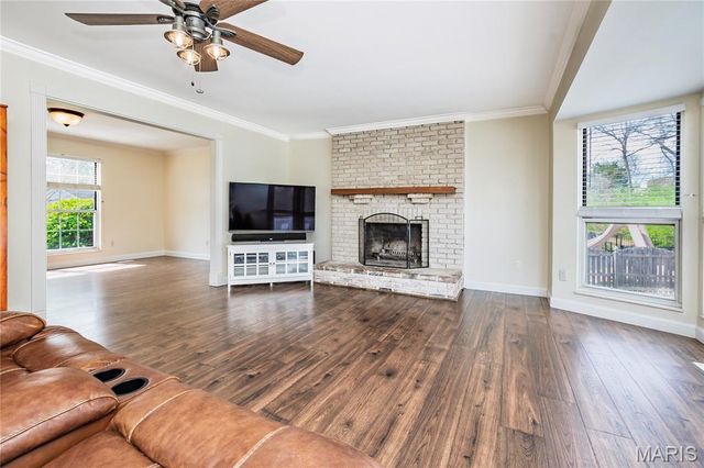 6301 Highland Estates Drive, St Louis, MO 63129