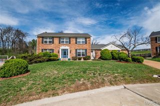 6301 Highland Estates Drive, St Louis, MO 63129