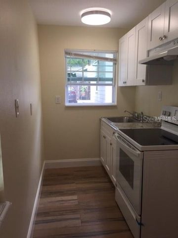 1021 23RD AVENUE N, St Petersburg, FL 33704