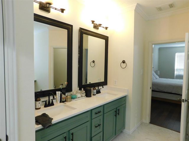 1703 Summergate Drive, Conroe, TX 77304