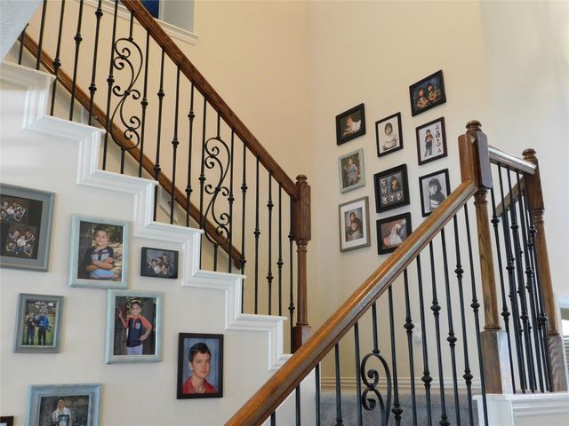 1703 Summergate Drive, Conroe, TX 77304