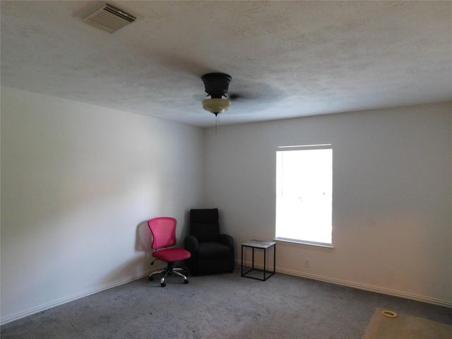 1703 Summergate Drive, Conroe, TX 77304