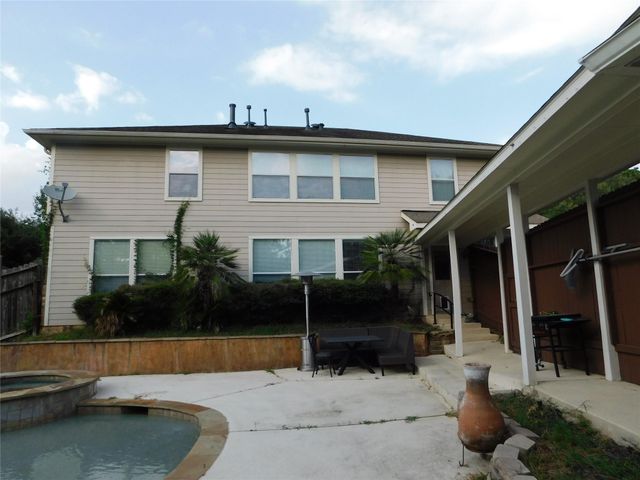 1703 Summergate Drive, Conroe, TX 77304