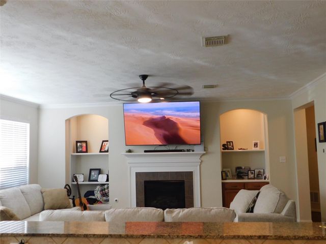 1703 Summergate Drive, Conroe, TX 77304