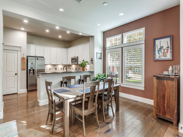 1600 Abrams Road 30, Dallas, TX 75214