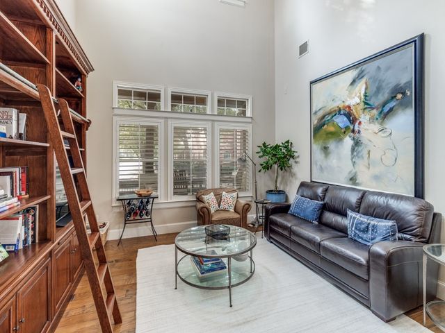 1600 Abrams Road 30, Dallas, TX 75214