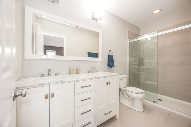 3401 N Racine Avenue 3, Chicago, IL 60657