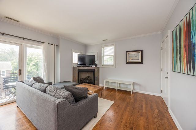 3401 N Racine Avenue 3, Chicago, IL 60657