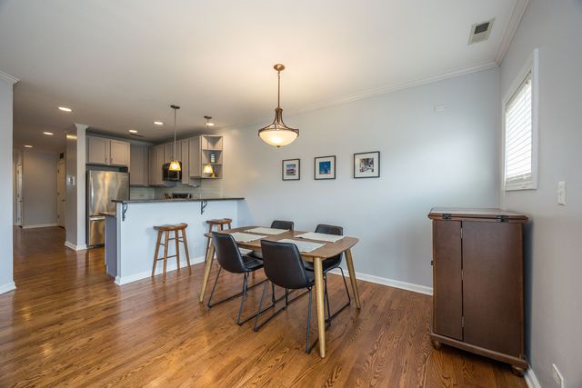 3401 N Racine Avenue 3, Chicago, IL 60657