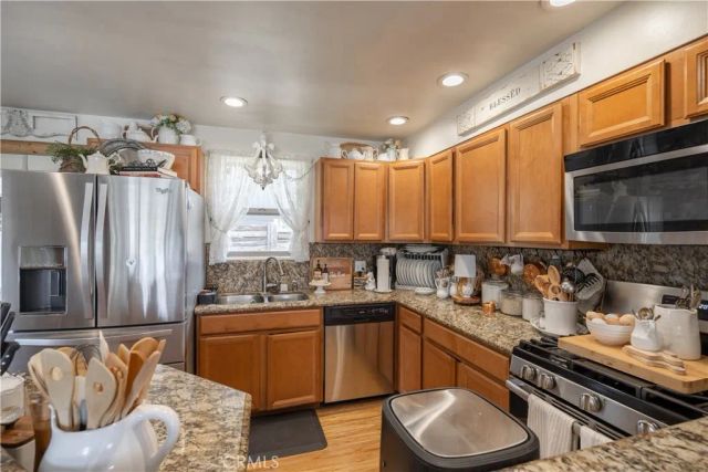43315 Shasta Road, Big Bear Lake, CA 92315