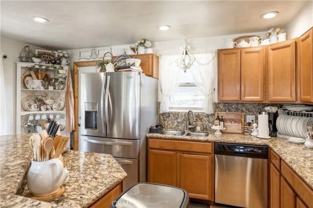 43315 Shasta Road, Big Bear Lake, CA 92315