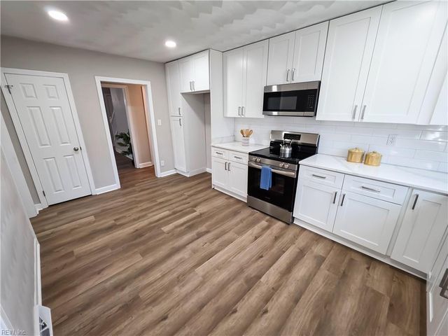 805 Adams ST, Suffolk, VA 23434