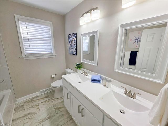 805 Adams ST, Suffolk, VA 23434