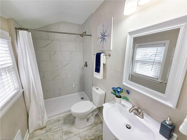 805 Adams ST, Suffolk, VA 23434