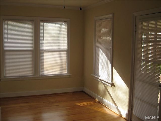 7359 Amherst Avenue, University City, MO 63130