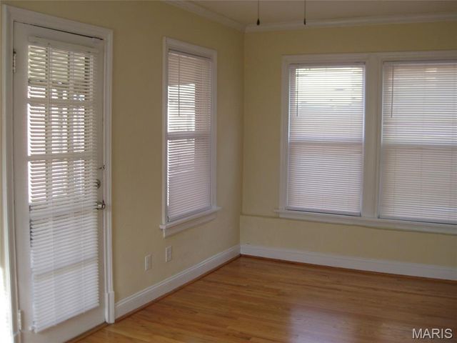 7359 Amherst Avenue, University City, MO 63130