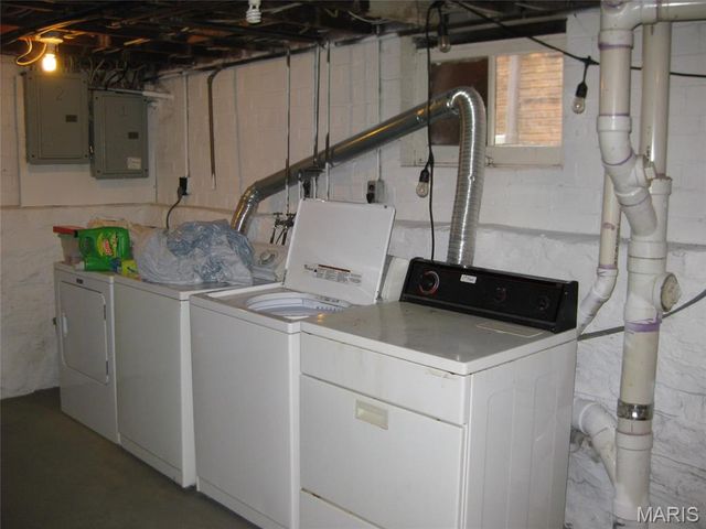 7359 Amherst Avenue, University City, MO 63130