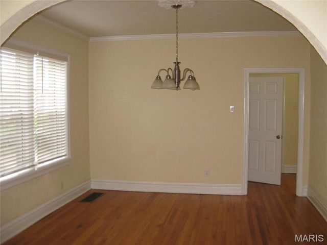 7359 Amherst Avenue, University City, MO 63130
