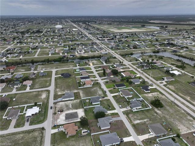 530 NW 23rd TER, Cape Coral, FL 33993