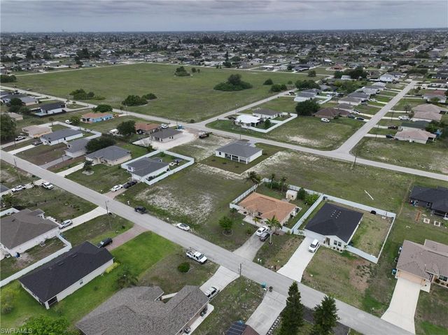 530 NW 23rd TER, Cape Coral, FL 33993