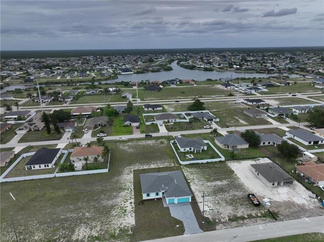 530 NW 23rd TER, Cape Coral, FL 33993