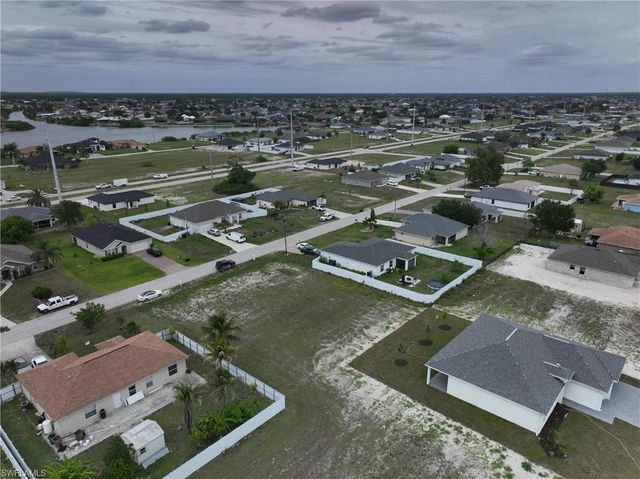 530 NW 23rd TER, Cape Coral, FL 33993