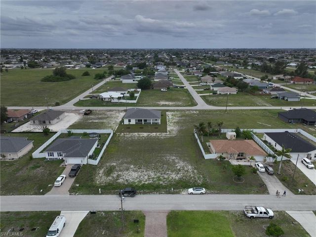 530 NW 23rd TER, Cape Coral, FL 33993