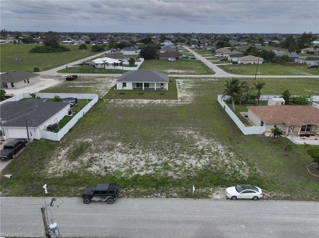 530 NW 23rd TER, Cape Coral, FL 33993