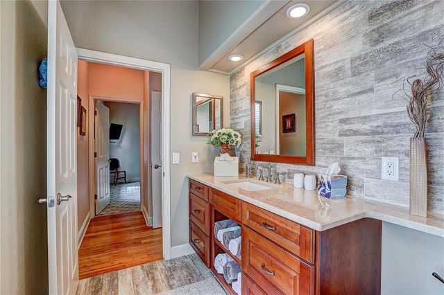 2812 CLUBHOUSE DRIVE, Plant City, FL 33566