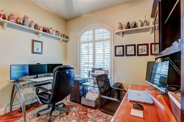 2812 CLUBHOUSE DRIVE, Plant City, FL 33566