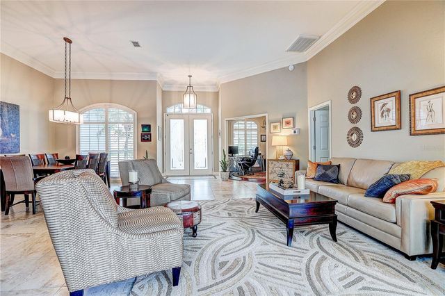 2812 CLUBHOUSE DRIVE, Plant City, FL 33566
