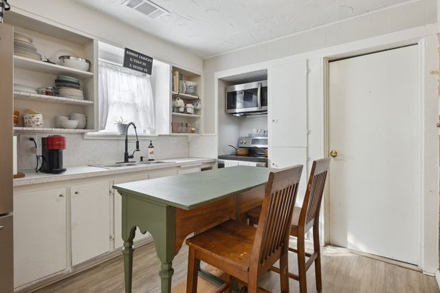 1505 W Johnson Street, Denison, TX 75020