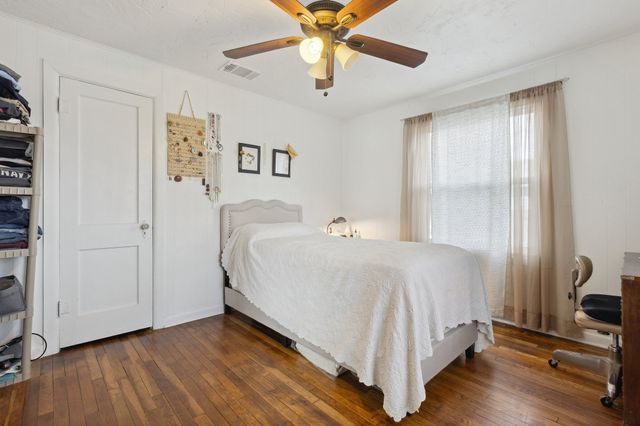 1505 W Johnson Street, Denison, TX 75020