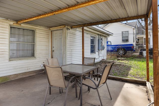 1505 W Johnson Street, Denison, TX 75020