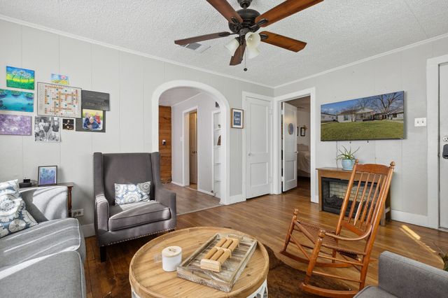 1505 W Johnson Street, Denison, TX 75020