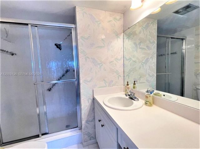 9900 Sunrise Lakes Boulevard 210, Sunrise, FL 33322