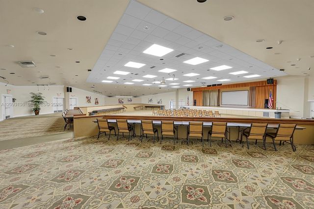 9900 Sunrise Lakes Boulevard 210, Sunrise, FL 33322