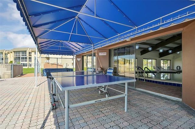 9900 Sunrise Lakes Boulevard 210, Sunrise, FL 33322