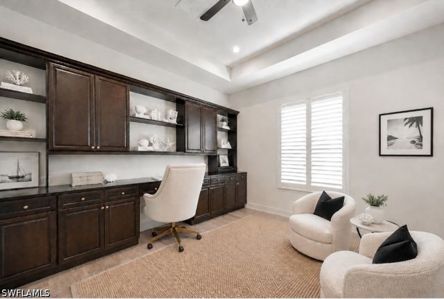 2943 Coco Lakes DR, Naples, FL 34105